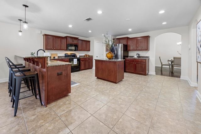 2392 Agerton Street, Crestview, FL 32536