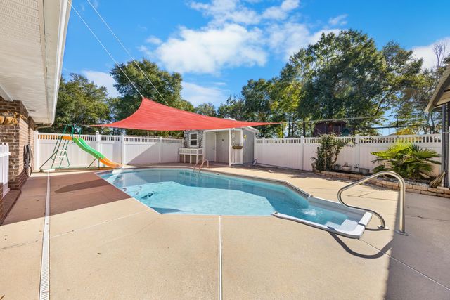 2392 Agerton Street, Crestview, FL 32536