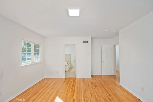 22537 Friar Street, Woodland Hills, CA 91367