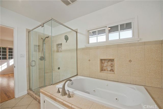 22537 Friar Street, Woodland Hills, CA 91367