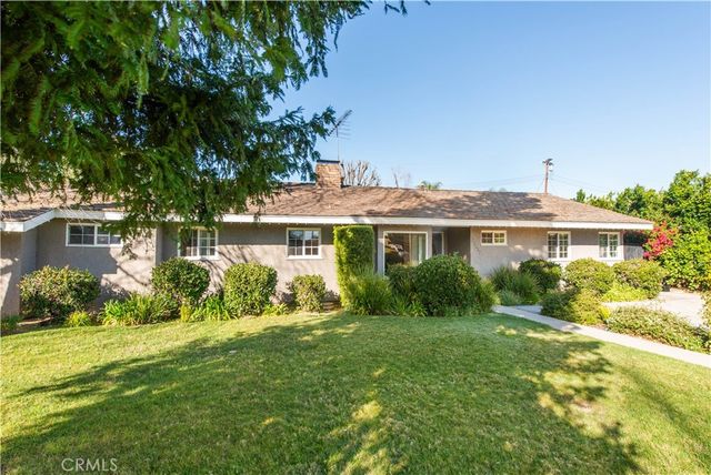 22537 Friar Street, Woodland Hills, CA 91367