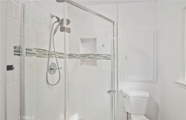 22537 Friar Street, Woodland Hills, CA 91367