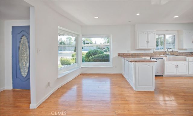 22537 Friar Street, Woodland Hills, CA 91367