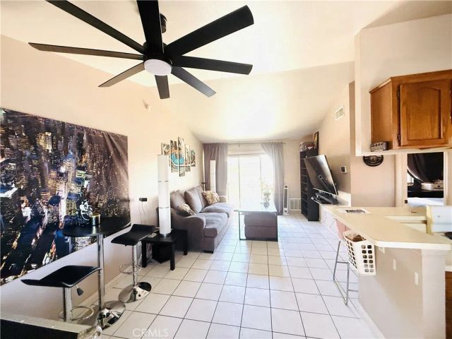 9505 Arlington 77, Riverside, CA 92503