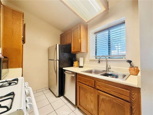 9505 Arlington 77, Riverside, CA 92503
