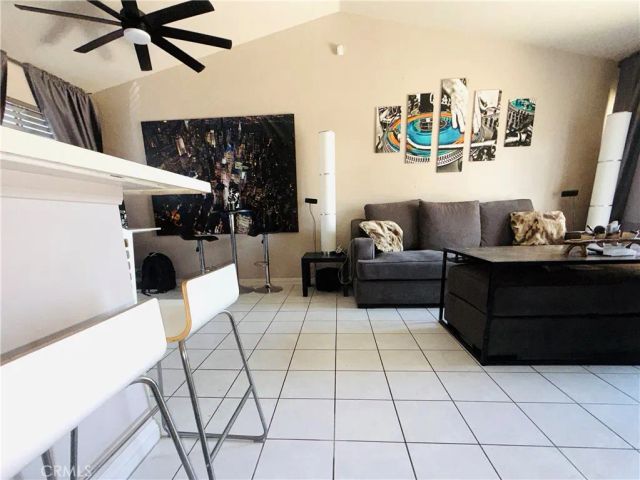 9505 Arlington 77, Riverside, CA 92503