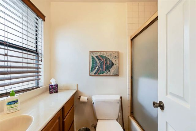 42 Esperanza Avenue, Sierra Madre, CA 91024