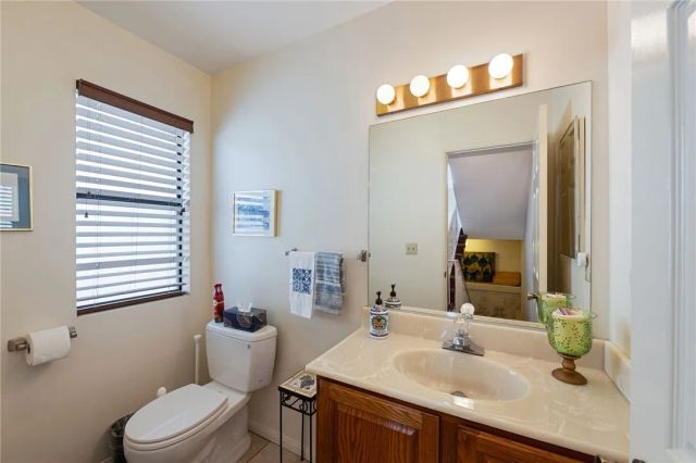 42 Esperanza Avenue, Sierra Madre, CA 91024