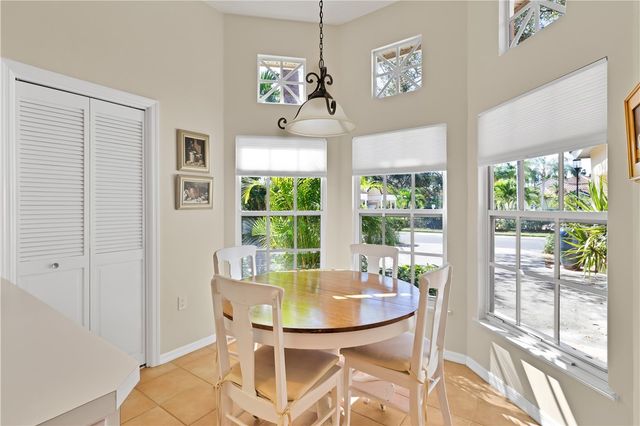 4842 S Newport Island Drive 1-B, Vero Beach, FL 32967