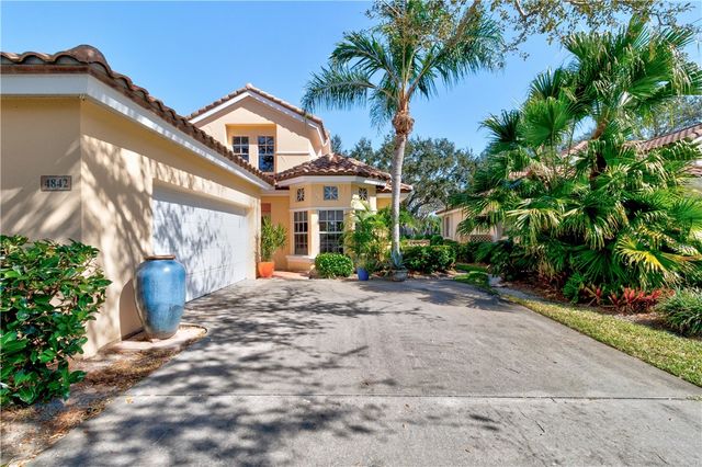 4842 S Newport Island Drive 1-B, Vero Beach, FL 32967