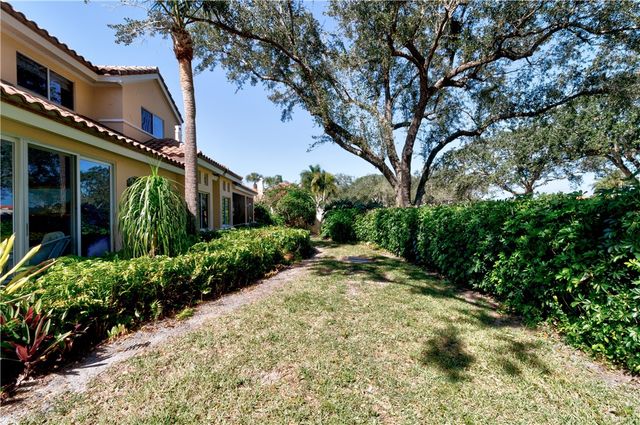 4842 S Newport Island Drive 1-B, Vero Beach, FL 32967