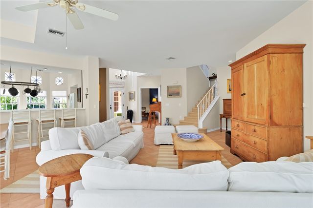 4842 S Newport Island Drive 1-B, Vero Beach, FL 32967