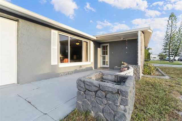 3237 SANFORD DRIVE, Holiday, FL 34691
