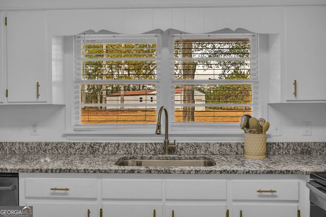 1715 Beaverdam Road, Winterville, GA 30683