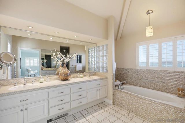 21 Spinnaker Way, Coronado, CA 92118