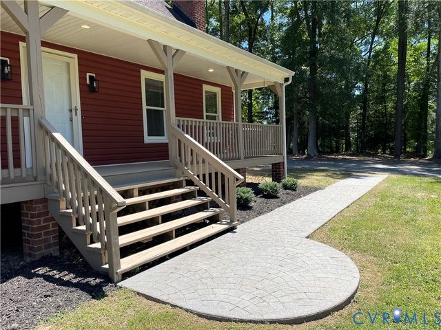 8261 Yahley Mill Rd, Henrico, VA 23231