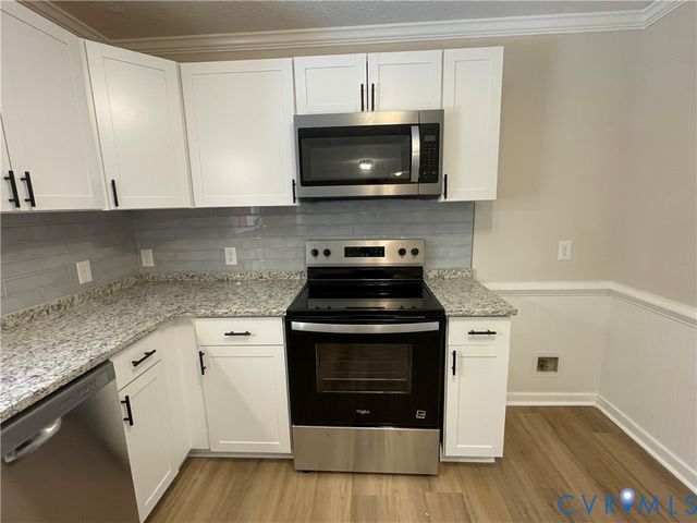 8261 Yahley Mill Rd, Henrico, VA 23231