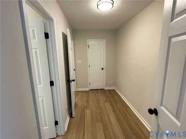 8261 Yahley Mill Rd, Henrico, VA 23231