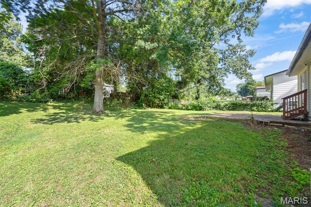609 N Elm Avenue, Webster Groves, MO 63119