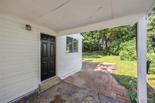 609 N Elm Avenue, Webster Groves, MO 63119