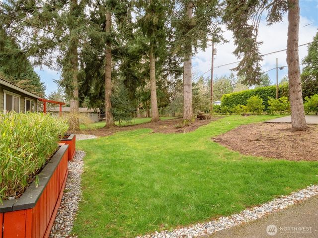 24309 47th Avenue SE, Woodinville, WA 98072