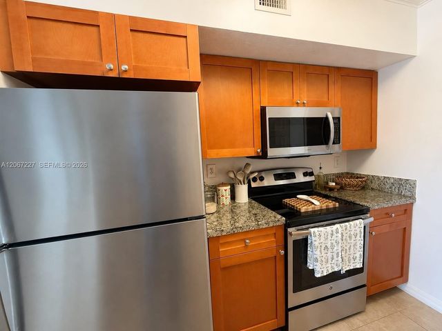 131 SW 117th Avenue 8205, Pembroke Pines, FL 33025