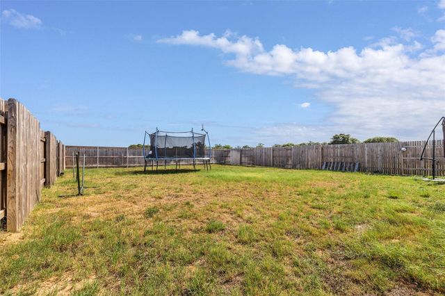 107 Isaac Millsaps TRL, Bastrop, TX 78602