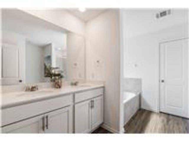 107 Isaac Millsaps TRL, Bastrop, TX 78602