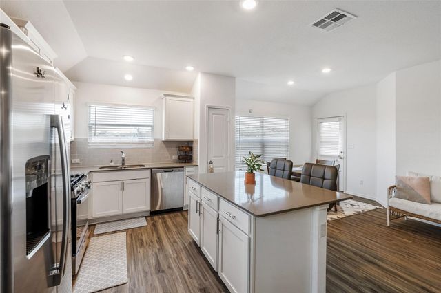 107 Isaac Millsaps TRL, Bastrop, TX 78602