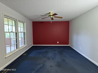 3117 Coras Grove Road, Watha, NC 28478