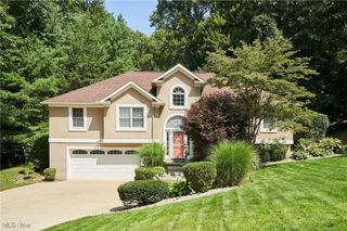 4535 Pinewood Path, Copley, OH 44321