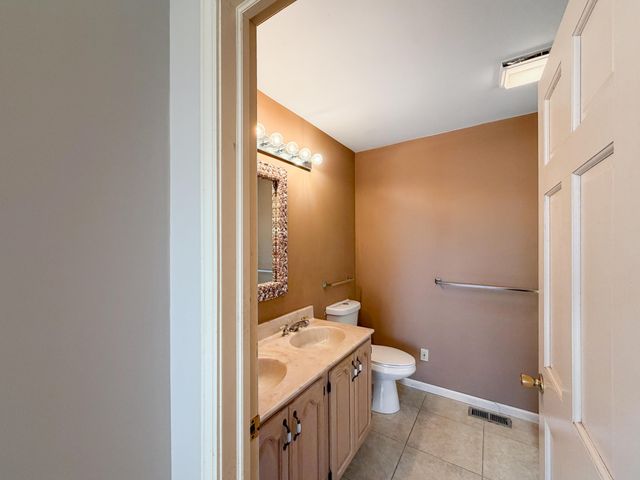 1128 Country Club Drive, Crown Point, IN 46307