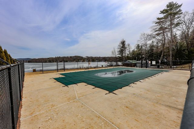 58 Windsor Way, Barnstead, NH 03225