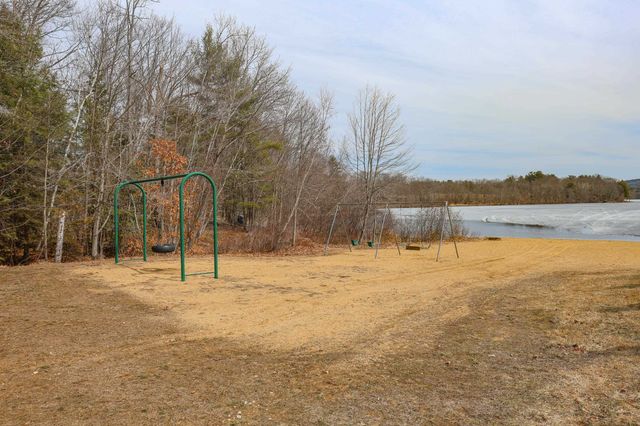 58 Windsor Way, Barnstead, NH 03225