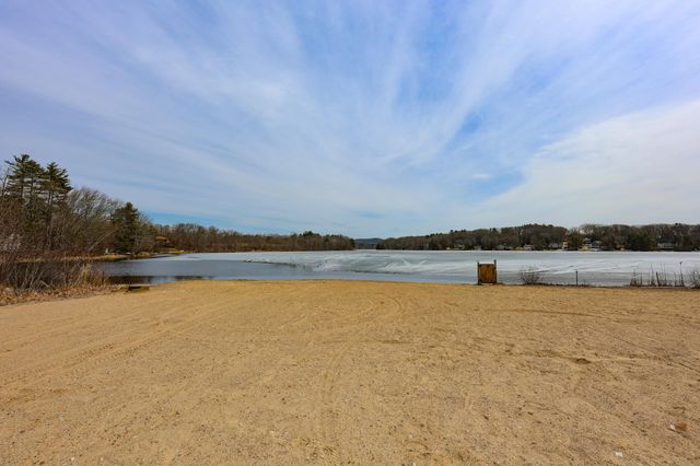 58 Windsor Way, Barnstead, NH 03225