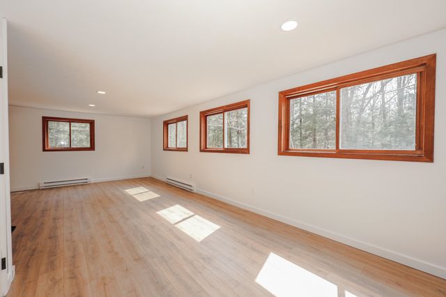 58 Windsor Way, Barnstead, NH 03225