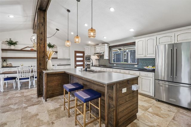 1303 S Alamo Road, Rockwall, TX 75087