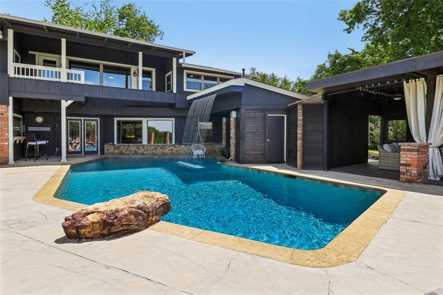 1303 S Alamo Road, Rockwall, TX 75087