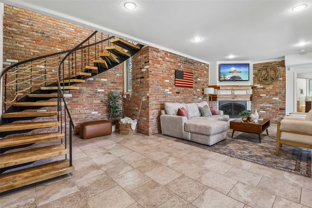 1303 S Alamo Road, Rockwall, TX 75087