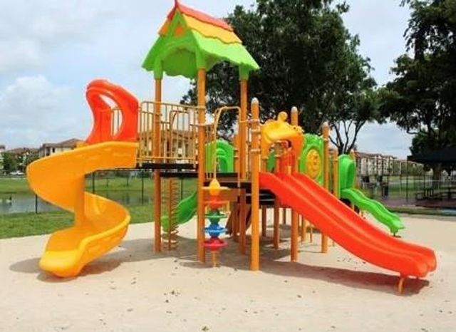 9517 Fontainebleau Boulevard 501-411, Miami, FL 33172