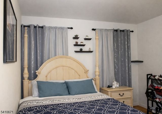 556 Compton Ave, Perth Amboy City, NJ 08861