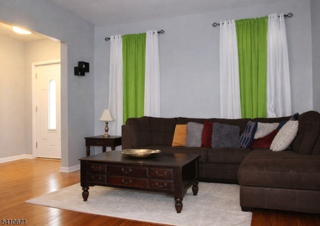 556 Compton Ave, Perth Amboy City, NJ 08861