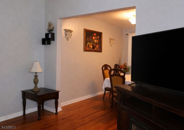 556 Compton Ave, Perth Amboy City, NJ 08861