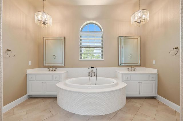 241 Gabriel Woods DR, Georgetown, TX 78633