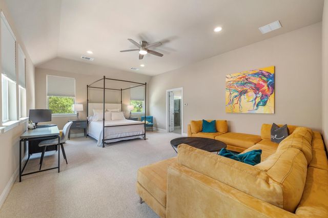 241 Gabriel Woods DR, Georgetown, TX 78633