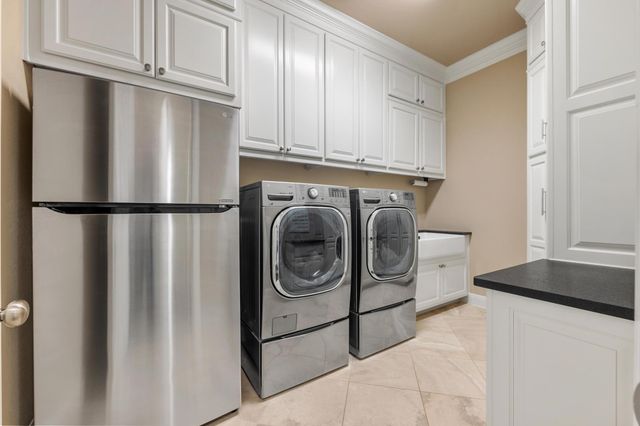 241 Gabriel Woods DR, Georgetown, TX 78633
