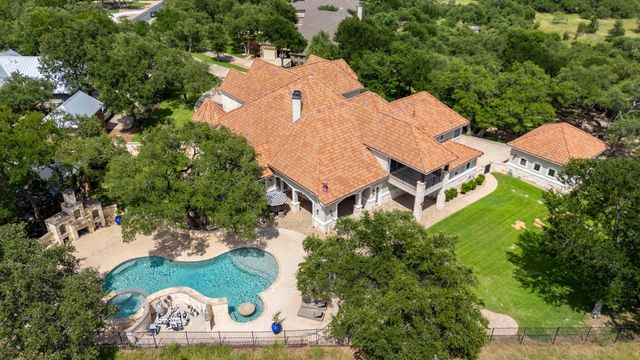 241 Gabriel Woods DR, Georgetown, TX 78633