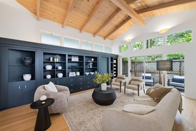 41 Magdalena Ct, Mill Valley, CA 94941