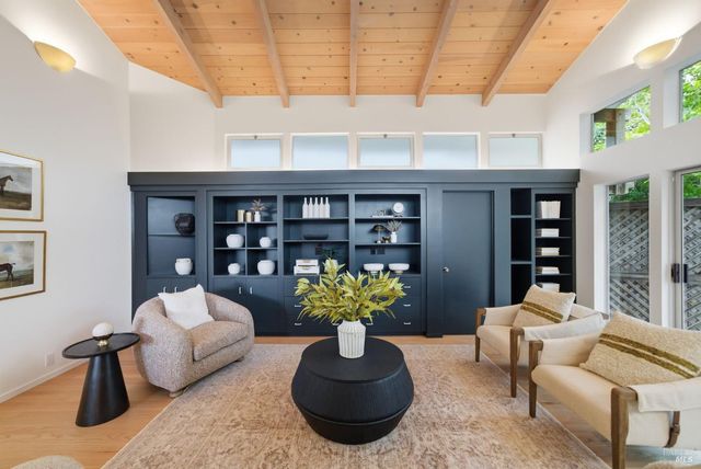 41 Magdalena Ct, Mill Valley, CA 94941