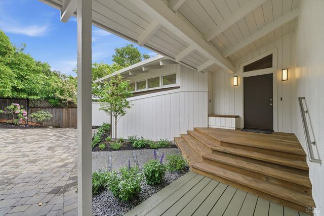 41 Magdalena Ct, Mill Valley, CA 94941